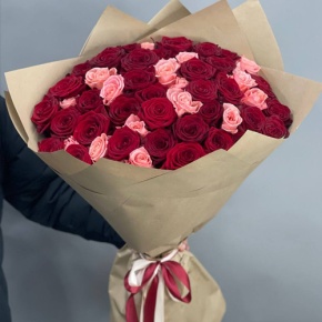 Букет из 51 розы микс (60 см) в Москве