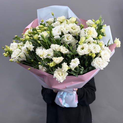 Букет "Изысканность" из 31 белой эустомы в Москве Букет "Изысканность" из 31 белой эустомы в Москве