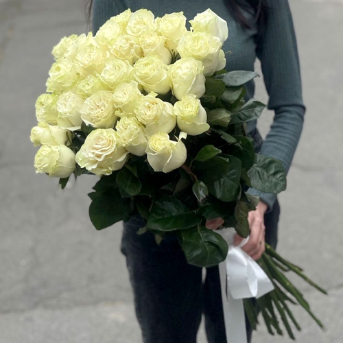 Монобукет из 25 роз Эквадор Мондиаль (80 см) в Москве Монобукет из 25 роз Эквадор Мондиаль (80 см) в Москве