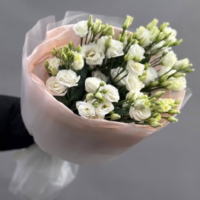 Букет из 7 белых эустом в Москве