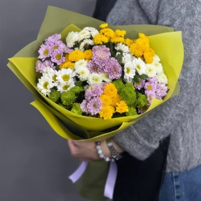 Букет "Поздравляю" из 15 хризантем сантини микс в Москве