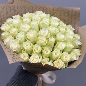 Букет из 51 белой розы (40 см) в Москве
