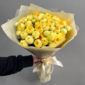 Букет из 11 лимонных пионовидных роз (60 см) в Москве