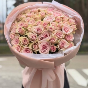 Букет "Иванна" из 51 пастельной розы (40 см) в Москве