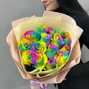 Букет из 15 радужных роз в Москве