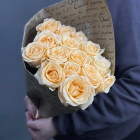 Букет из 15 роз Аваланж (40 см) в Москве