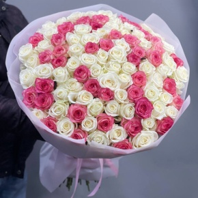 Букет "Рим" из 101 розы микс (70 см) в Москве