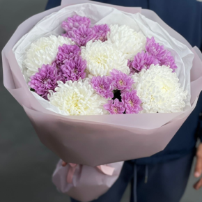 Букет "Вместе с тобой" из нежных хризантем в Москве