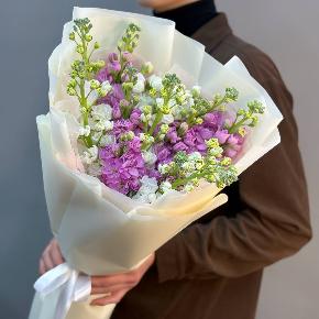 Букет из 15 ароматных маттиол   в Москве