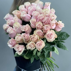 Букет из 35 роз Эквадор Пинк Мондиаль (60см) в Москве