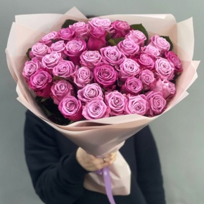 Букет из 51 розы Космик (50 см) в Москве