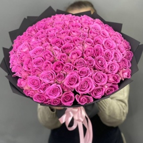 Букет "Блэк" из 101 розы Аква (40 см) в Москве