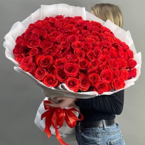 Букет из 101 розы Эквадор Нина (60 см) в Москве