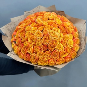 Букет из 101 огненной махровой розы (50 см) в Москве