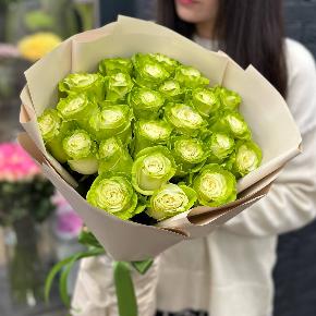 Букет из 25 Эквадорских Роз " Лайм" в Москве