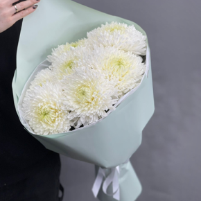 Букет из 7 белых хризантем Магнум в Москве