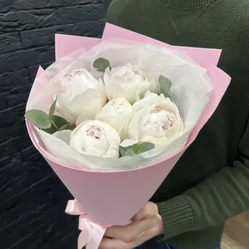 Букет из 5 пионов Одиле "Пломбир" в Москве