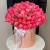 Композиция в шляпной коробке из 113 пионов Корал Шарм в Москве Композиция в шляпной коробке из 113 пионов Корал Шарм в Москве